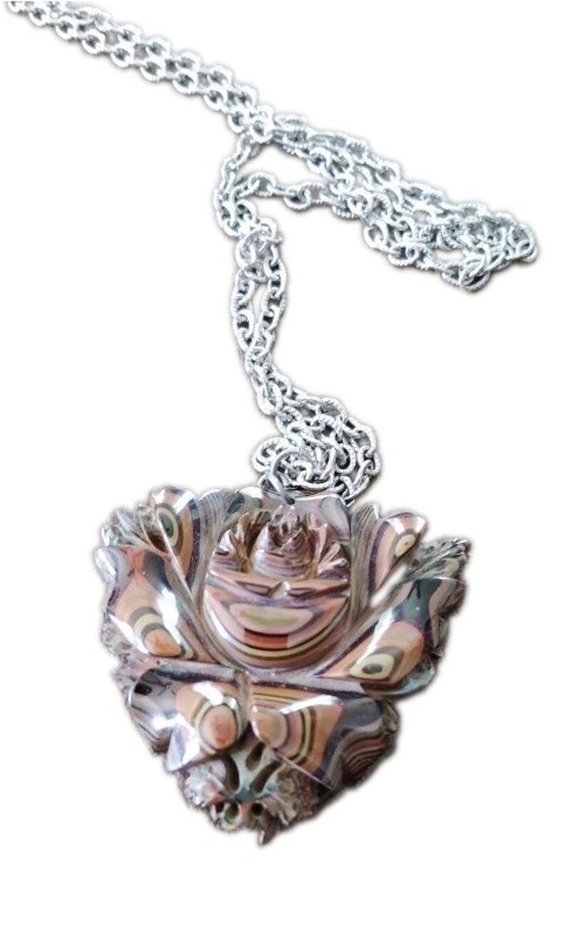 Carved Iro Urushi Rose Pendent Necklace